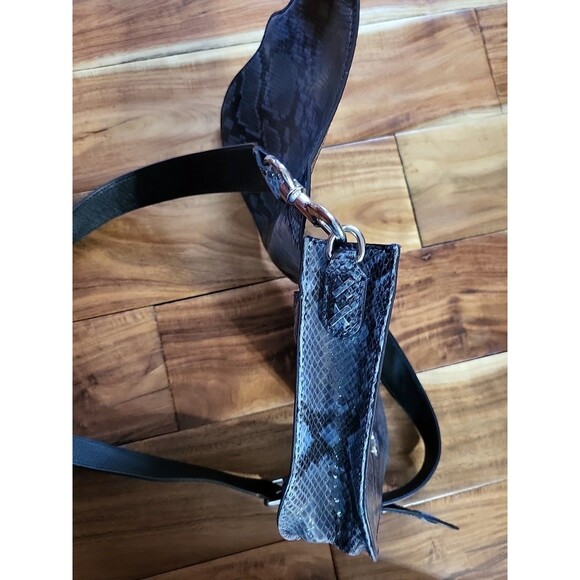 Rebecca Minkoff Blue & Black Python Embossed Leather Saddle Bag EUC - Picture 6 of 11